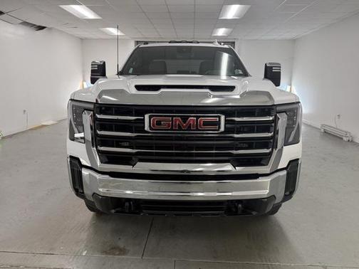 2025 GMC Sierra 2500 SLT
