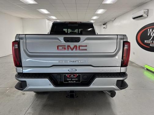 2026 GMC Sierra 2500 Denali