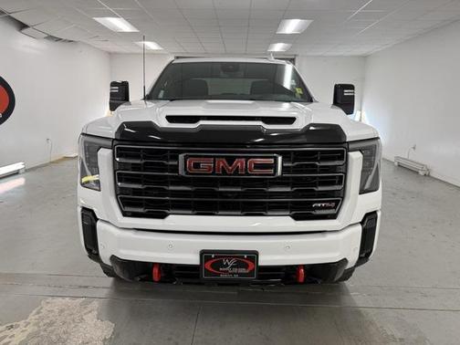 2026 GMC Sierra 2500 AT4