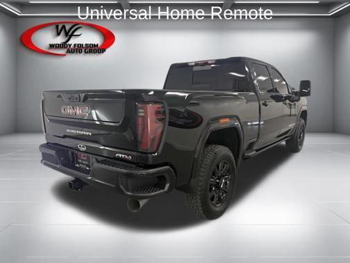Onyx Black 2026 GMC Sierra 2500 AT4