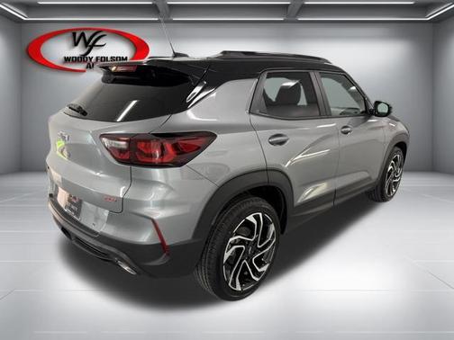 Sterling Gray Metallic 2026 Chevrolet Trailblazer RS