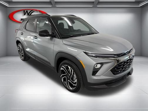 Sterling Gray Metallic 2026 Chevrolet Trailblazer RS