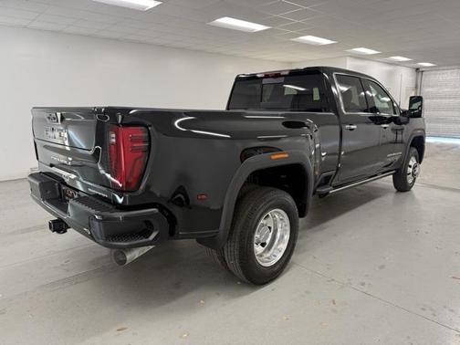 2026 GMC Sierra 3500 Denali