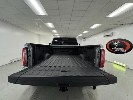 2024 GMC Sierra 3500 SLT