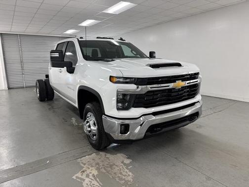 2026 Chevrolet Silverado 3500 LT