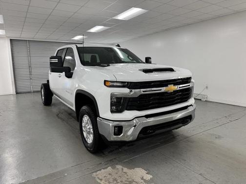 2026 Chevrolet Silverado 3500 LT