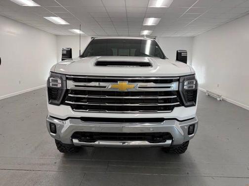 2025 Chevrolet Silverado 2500 LTZ