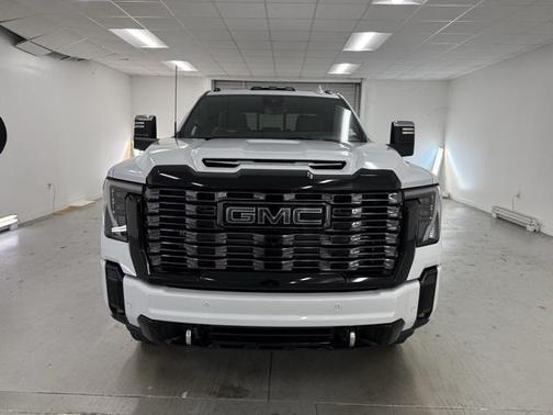 2026 GMC Sierra 3500 Denali