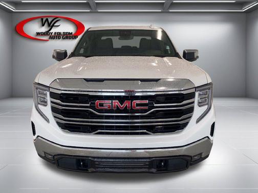 Summit White 2026 GMC Sierra 1500 SLT