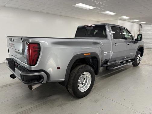 2026 GMC Sierra 3500 Denali