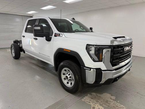 2026 GMC Sierra 3500 Base