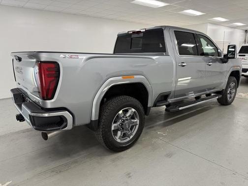 2026 GMC Sierra 2500 SLT