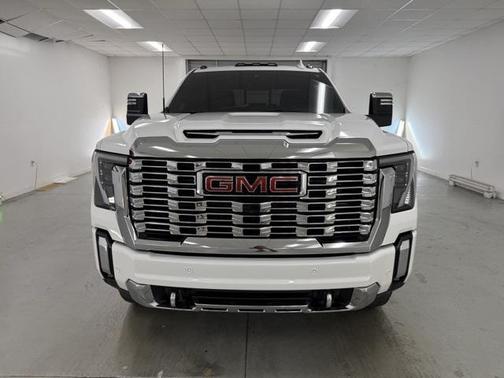 2024 GMC Sierra 2500 Denali