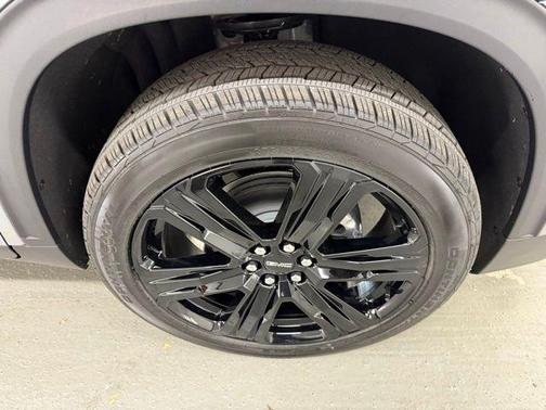 Sterling Metallic 2026 GMC Acadia Elevation FWD