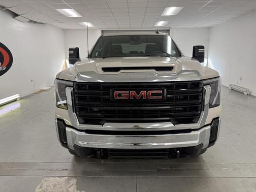 2026 GMC Sierra 2500 Base