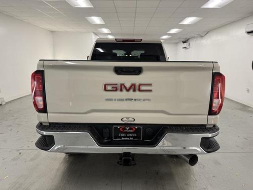 2026 GMC Sierra 2500 Base