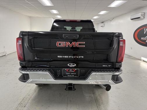 2025 GMC Sierra 2500 SLT