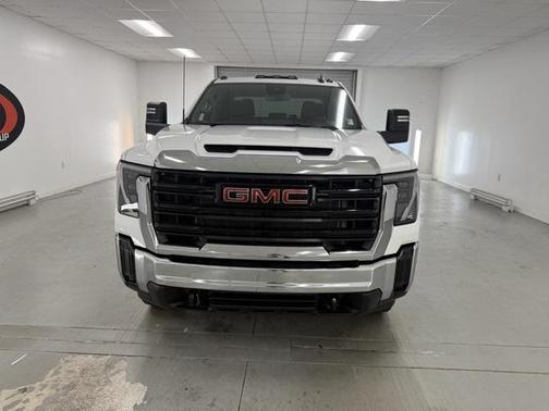 2025 GMC Sierra 3500 Base