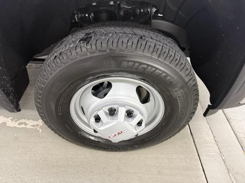 2025 GMC Sierra 3500 Base