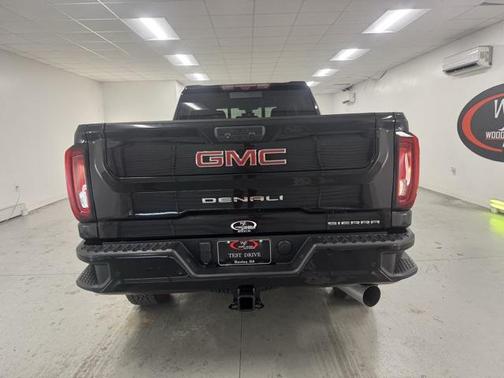 2022 GMC Sierra 2500 Denali