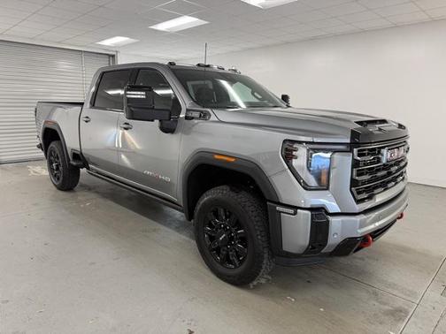 2026 GMC Sierra 2500 AT4