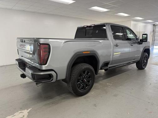 2026 GMC Sierra 2500 AT4