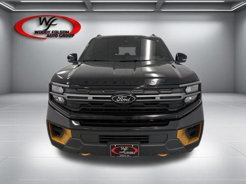 Agate Black Metallic 2025 Ford Expedition Tremor