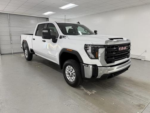 2025 GMC Sierra 2500 Base