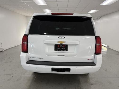 2017 Chevrolet Suburban LT