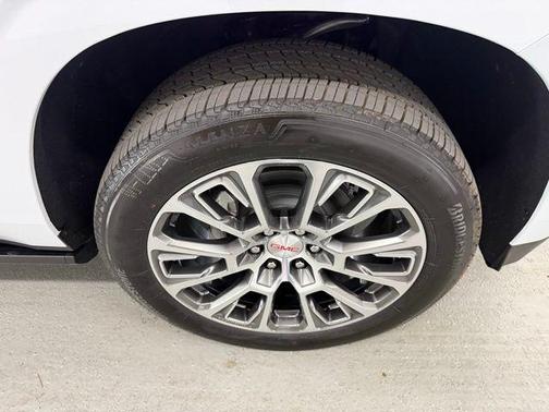 Glacier White Tricoat 2026 GMC Yukon Denali