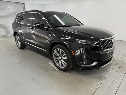 2022 Cadillac XT6 Premium Luxury FWD