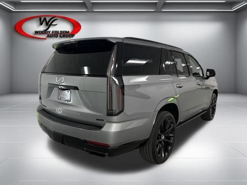Argent Silver Metallic 2026 Cadillac Escalade Sport Platinum
