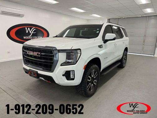 Summit White 2024 GMC Yukon 4WD AT4