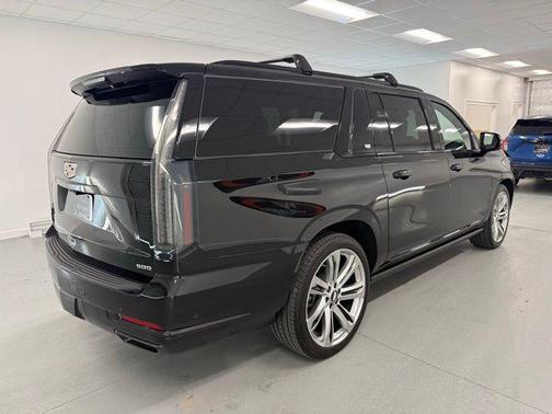 2026 Cadillac Escalade ESV Sport