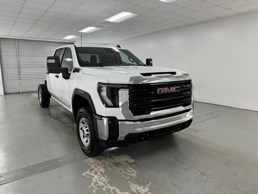 2026 GMC Sierra 3500 Base