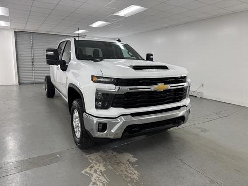 2026 Chevrolet Silverado 3500 LT