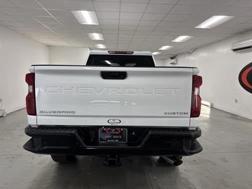 2026 Chevrolet Silverado 2500 Custom