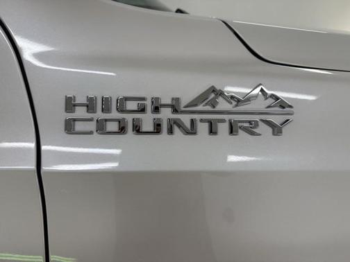 2025 Chevrolet Tahoe 2WD High Country