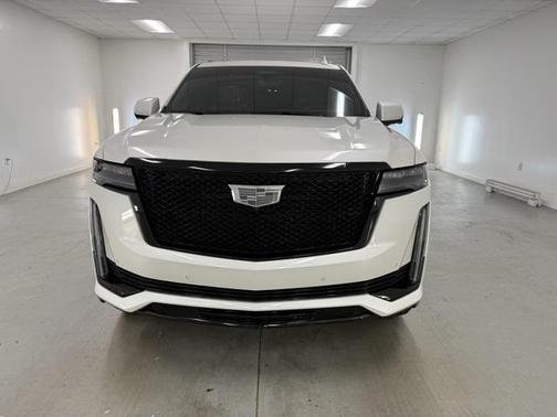 2024 Cadillac Escalade ESV Sport