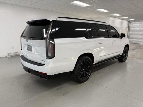 2024 Cadillac Escalade ESV Sport