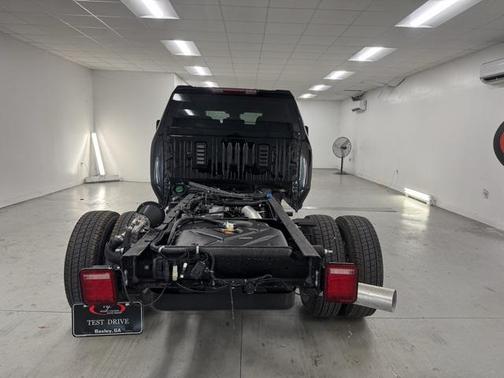 2026 GMC Sierra 3500 SLE