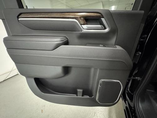 2026 GMC Sierra 3500 SLE