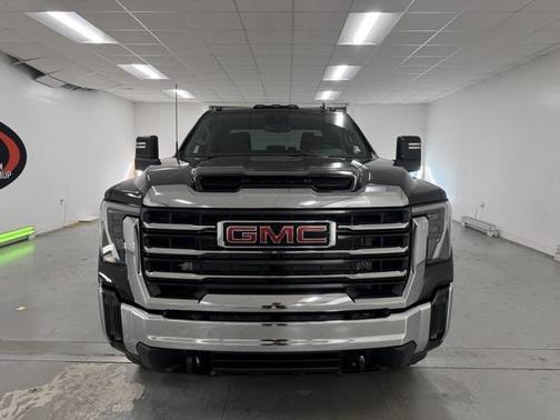 2026 GMC Sierra 3500 SLE