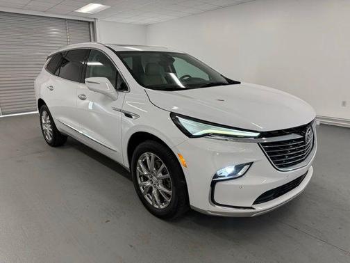 2022 Buick Enclave FWD Essence