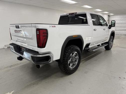 2025 GMC Sierra 2500 SLT