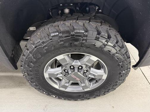 2025 GMC Sierra 2500 SLT