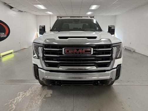 2025 GMC Sierra 2500 SLT