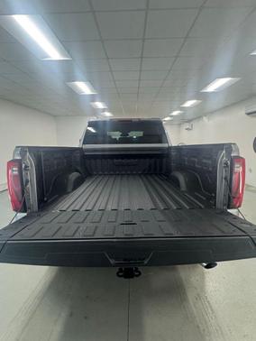 2025 GMC Sierra 2500 SLT