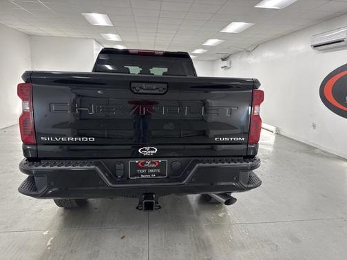 2026 Chevrolet Silverado 2500 Custom