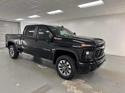 2026 Chevrolet Silverado 2500 Custom